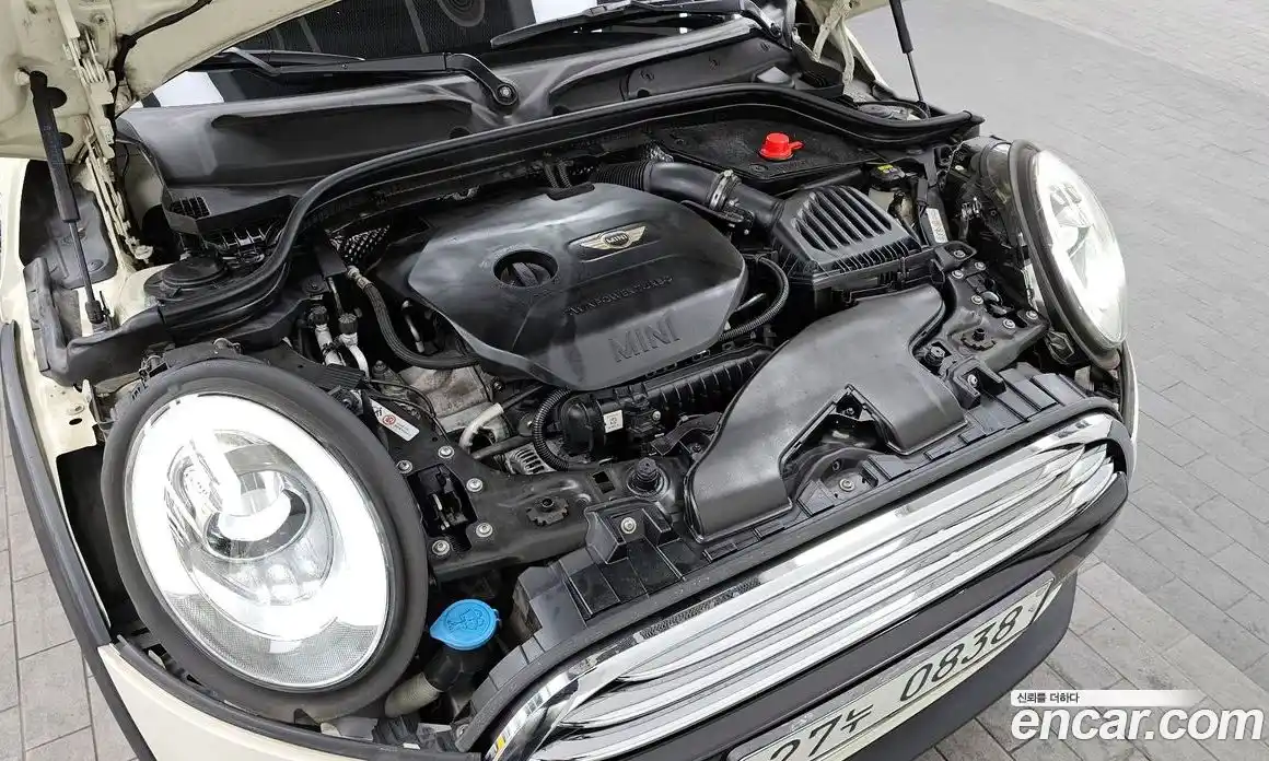 Mini Cooper 2016 1.5 гидро в Москве № 153997, фото 6