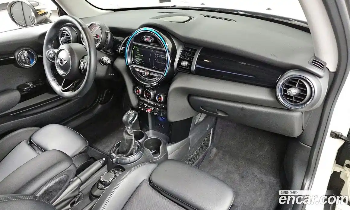 Mini Cooper 2016 1.5 гидро в Москве № 153997, фото 7
