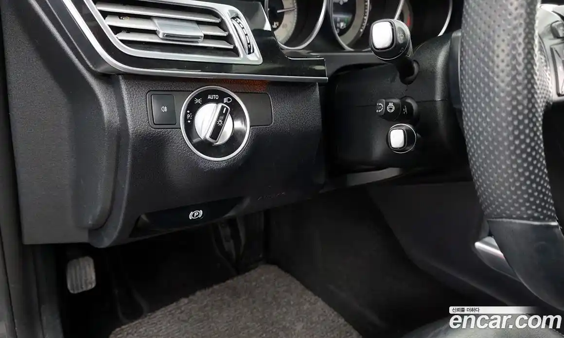 Mercedes-Benz E-Class 2015 3.5 гидро в Москве № 161703, фото 18