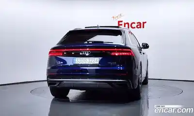 Audi Q8 2020 3.0 гидро в Москве № 163429, миниатюра 4