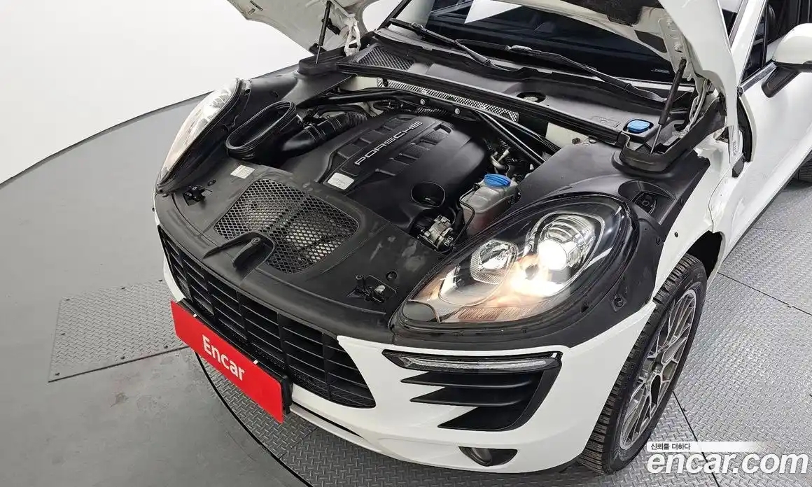 Porsche Macan 2015 3.0 гидро в Москве № 165654, фото 6