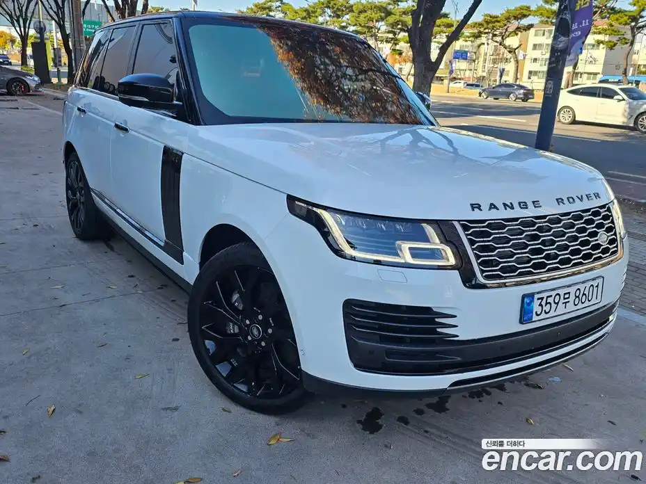 Land Rover Range-Rover 2018 4.4 гидро в Москве № 166808, фото 3