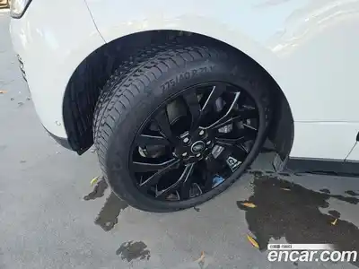 Land Rover Range-Rover 2018 4.4 гидро в Москве № 166808, миниатюра 5