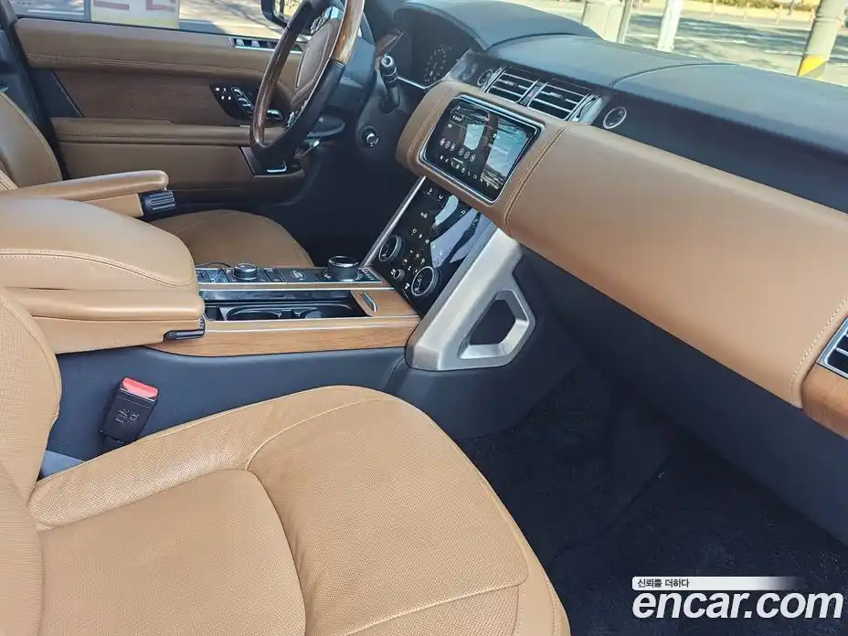 Land Rover Range-Rover 2018 4.4 гидро в Москве № 166808, фото 8