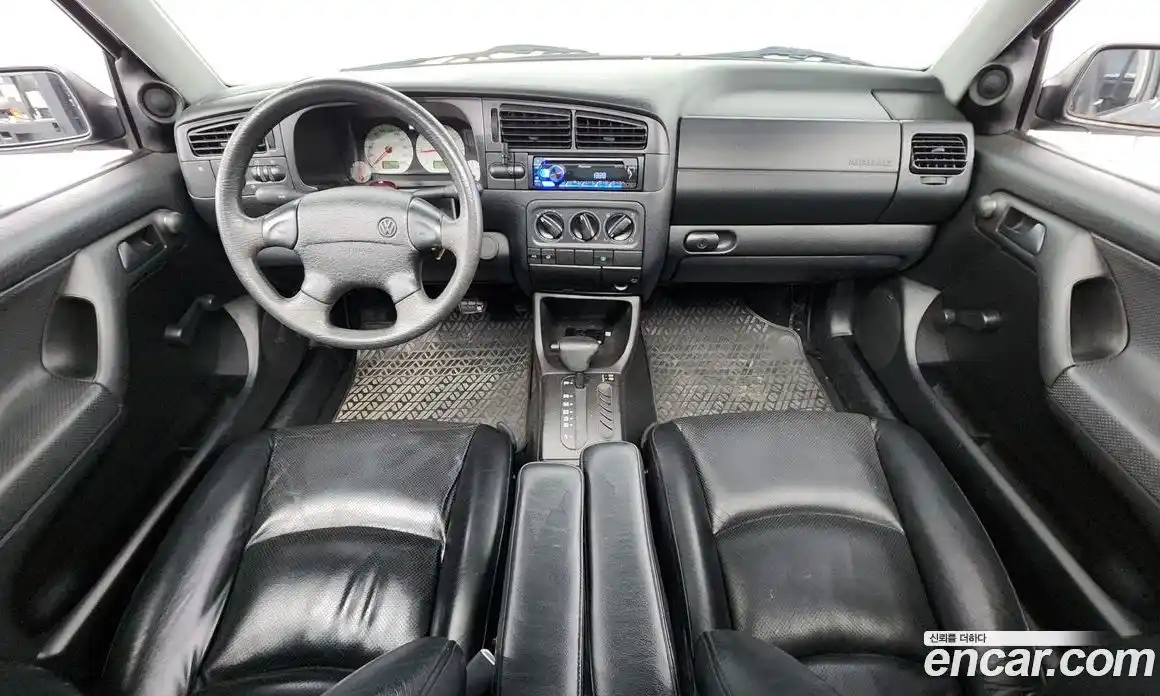 Volkswagen Golf 1996 1.8 гидро в Москве № 168983, фото 7