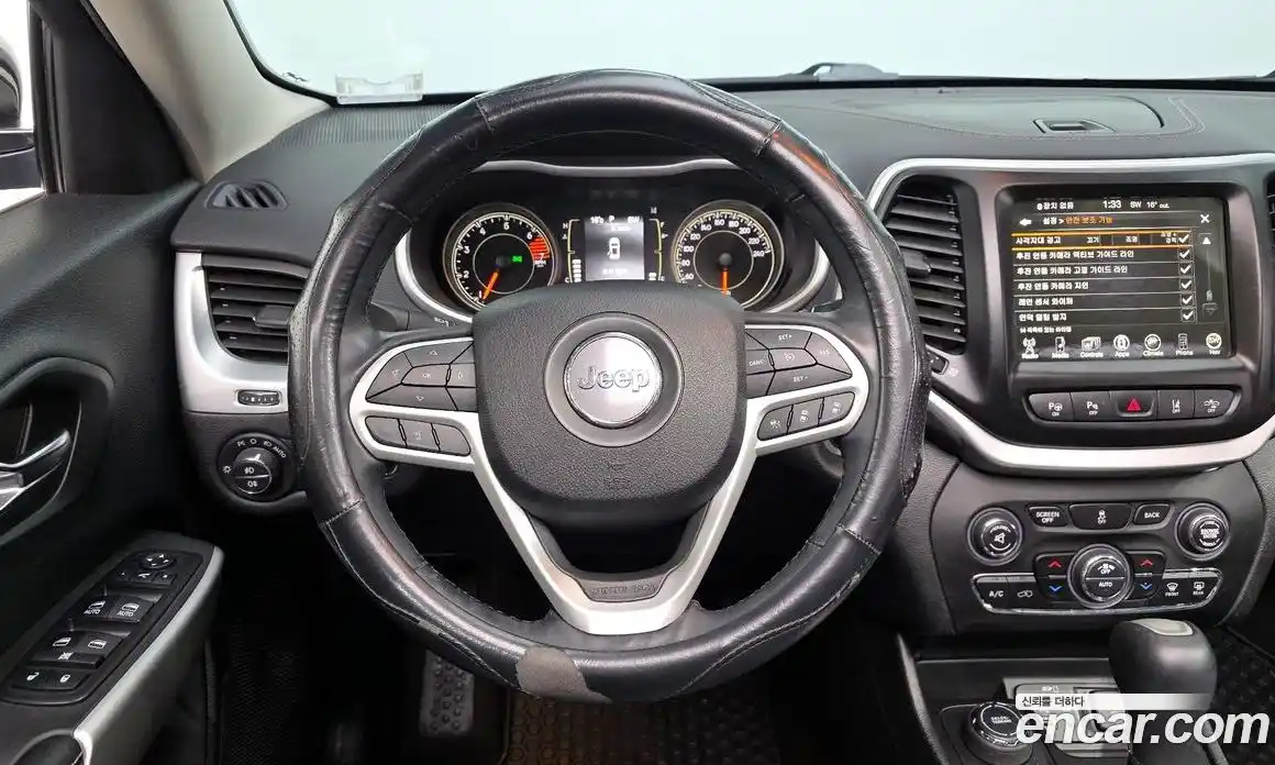 Jeep Cherokee 2017 2.4 гидро в Москве № 169813, фото 13