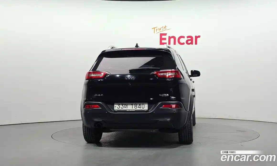 Jeep Cherokee 2017 2.4 гидро в Москве № 169813, фото 4