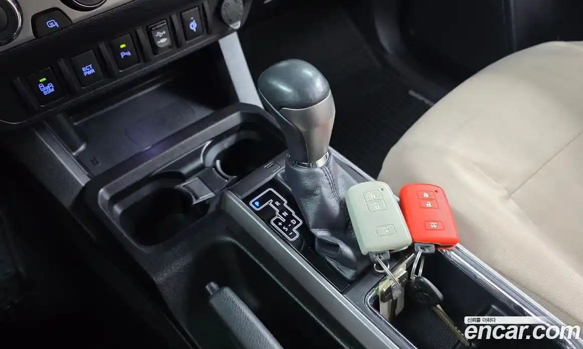 Toyota Tacoma 2016 3.5 гидро в Москве № 170236, фото 9