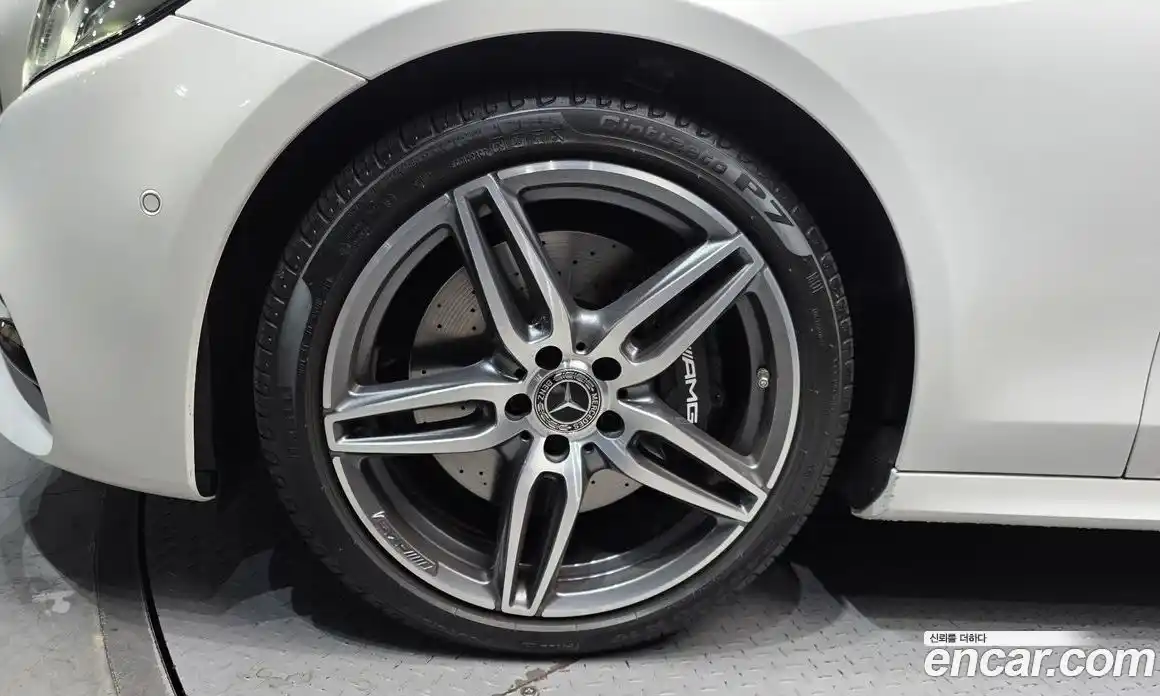 Mercedes-Benz E-Class 2020 2.0 гидро, фото 5