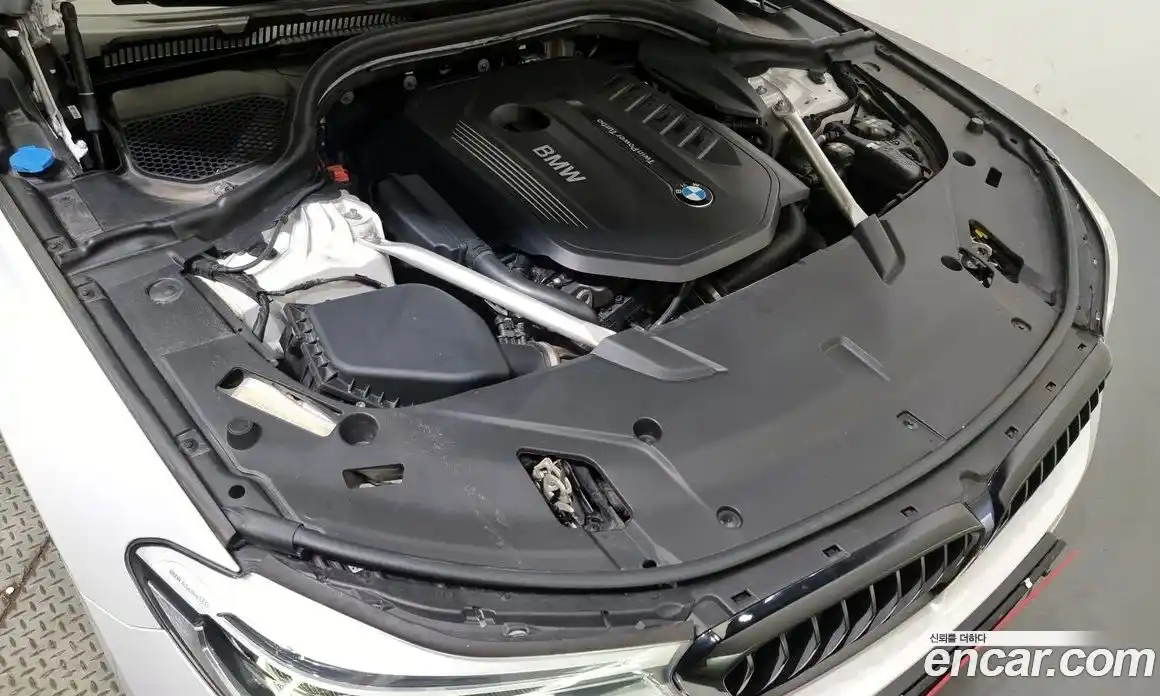 BMW 6-Series 2018 3.0 гидро в Москве № 193060, фото 6
