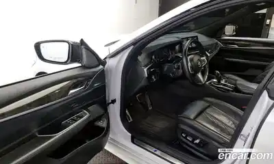 BMW 6-Series 2018 3.0 гидро в Москве № 193060, миниатюра 10