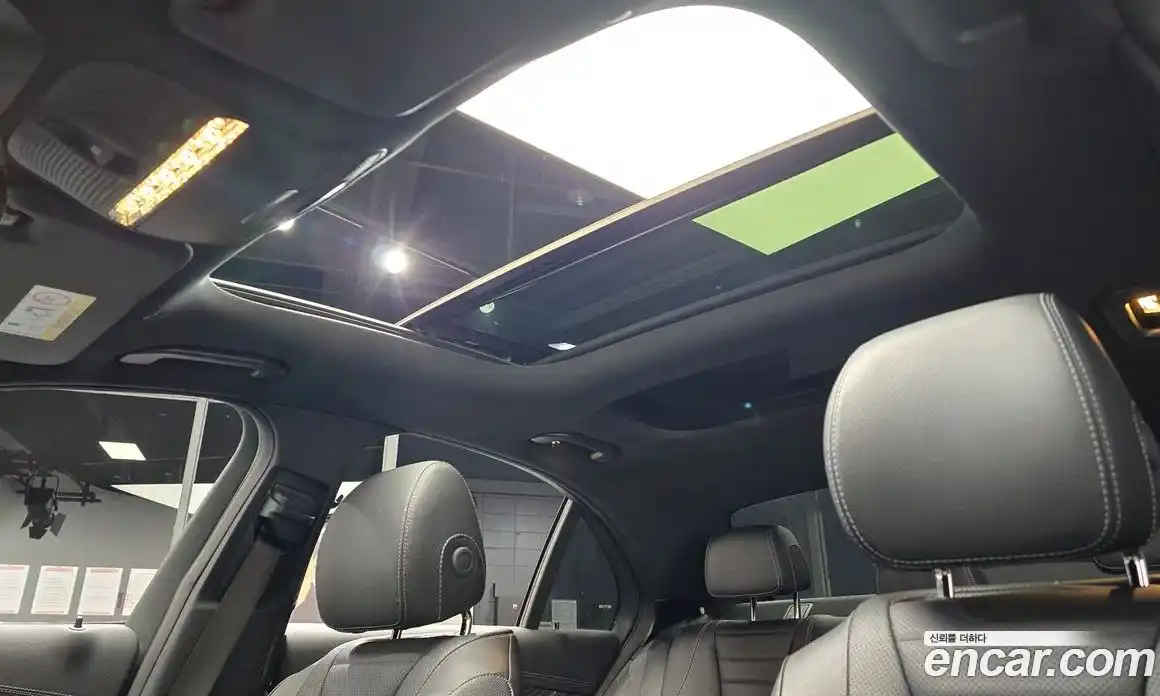 Mercedes-Benz E-Class 2022 2.0 гидро, фото 19
