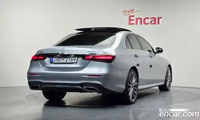 Mercedes-Benz E-Class 2022 2.0 гидро, миниатюра 2