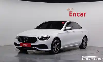 Mercedes-Benz E-Class, 2022