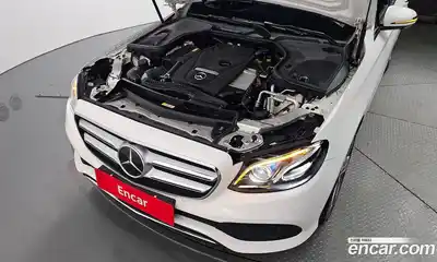 Mercedes-Benz E-Class 2017 2.0 гидро, миниатюра 6