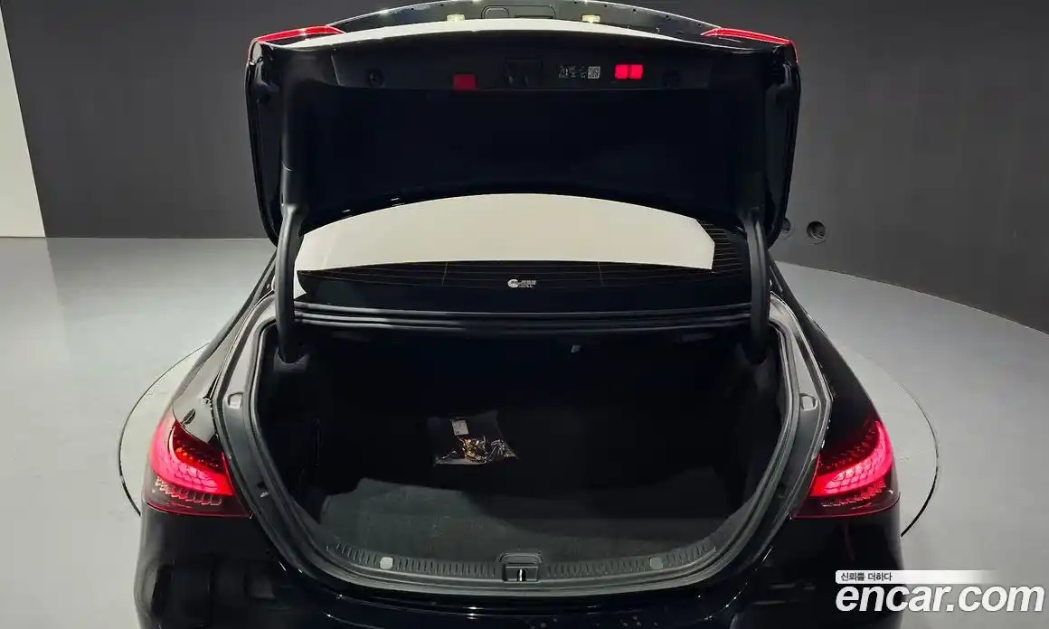 Mercedes-Benz E-Class 2023 2.0 гидро, фото 20