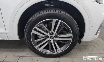 Audi Q5 2023 2.0 гидро в Москве № 195887, миниатюра 5