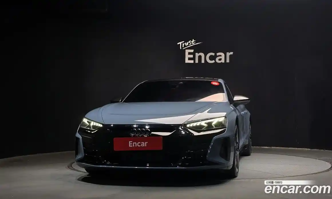Audi RS e-tron GT 2022 0.1 гидро в Москве № 195978, фото 3