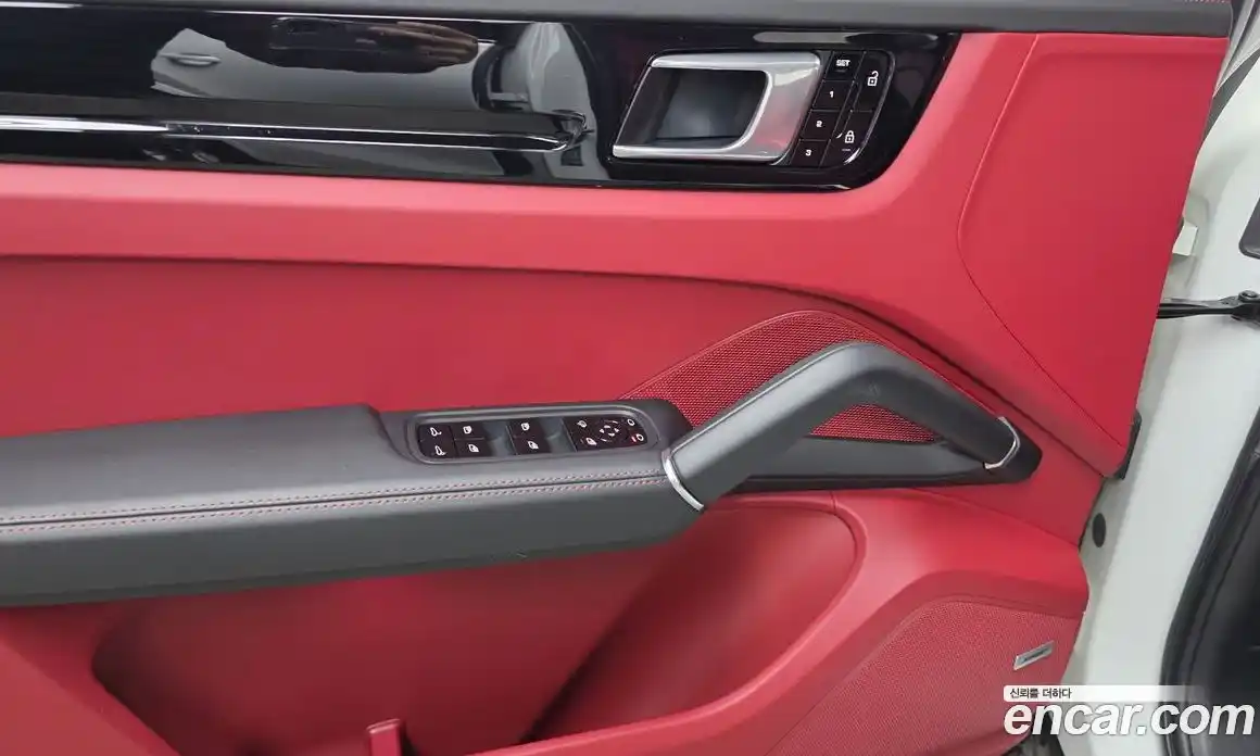 Porsche Cayenne 2021 3.0 гидро в Москве № 197212, фото 17