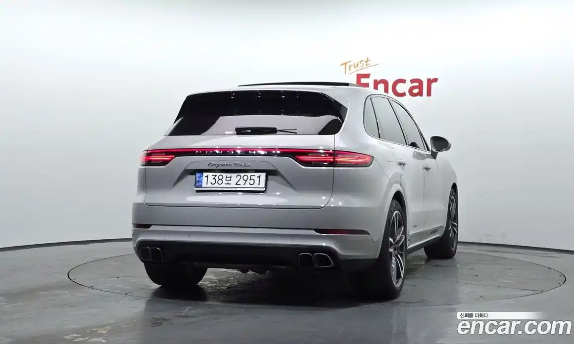 Porsche Cayenne 2022 4.0 гидро в Москве № 197341, фото 4