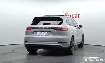 Porsche Cayenne 2022 4.0 гидро в Москве № 197341, миниатюра 4