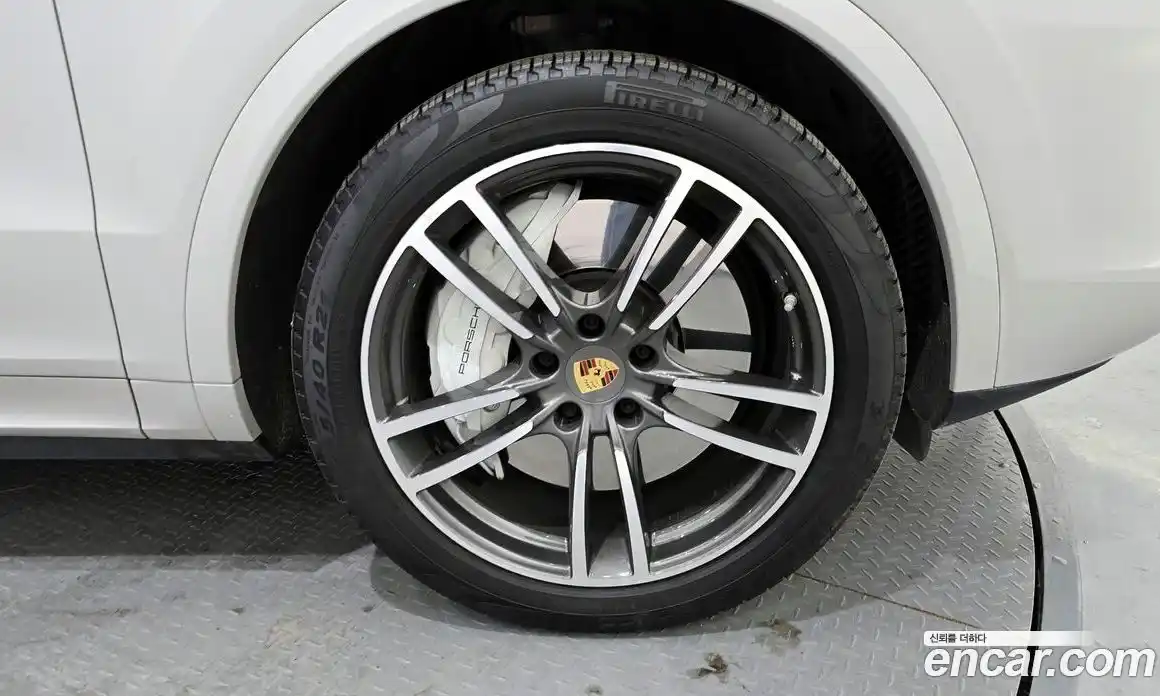 Porsche Cayenne 2022 4.0 гидро в Москве № 197341, фото 5