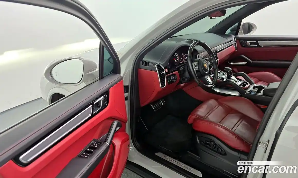 Porsche Cayenne 2022 4.0 гидро в Москве № 197341, фото 10