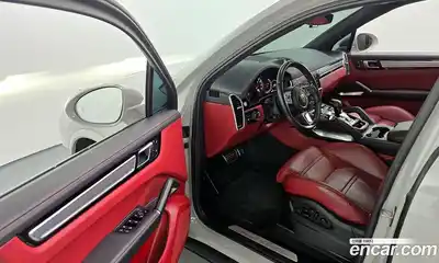 Porsche Cayenne 2022 4.0 гидро в Москве № 197341, миниатюра 10