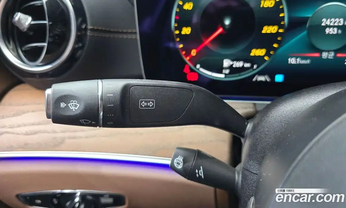 Mercedes-Benz E-Class 2023 2.0 гидро, фото 16