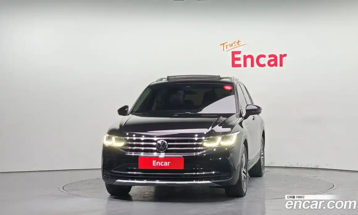 Volkswagen Tiguan 2022 2.0 гидро в Москве № 214912, фото 3