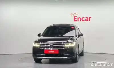 Volkswagen Tiguan 2022 2.0 гидро в Москве № 214912, миниатюра 3