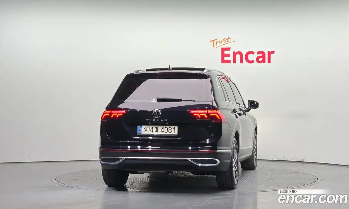 Volkswagen Tiguan 2022 2.0 гидро в Москве № 214912, фото 4