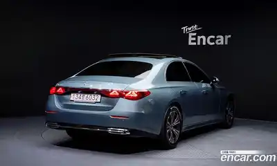 Mercedes-Benz E-Class 2024 2.0 гидро в Москве № 220866, миниатюра 2