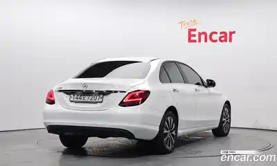 Mercedes-Benz C-Class 2019 2.0 гидро в Москве № 224940, миниатюра 2
