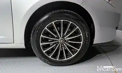 Renault SM3 2010 1.6 гидро в Москве № 225332, миниатюра 5