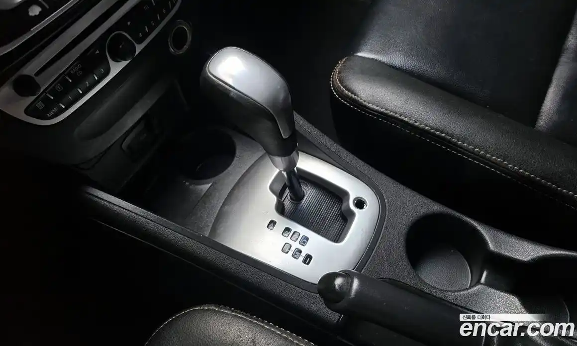 Renault SM3 2010 1.6 гидро в Москве № 225332, фото 9