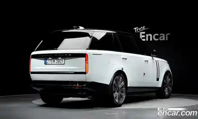 Land Rover Range-Rover 2025 4.4 гидро в Москве № 231151, миниатюра 2