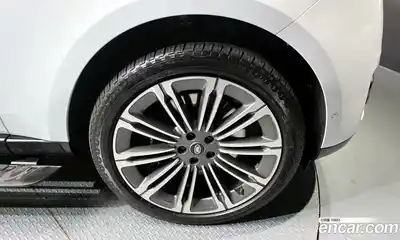 Land Rover Range-Rover 2025 4.4 гидро в Москве № 231151, миниатюра 5