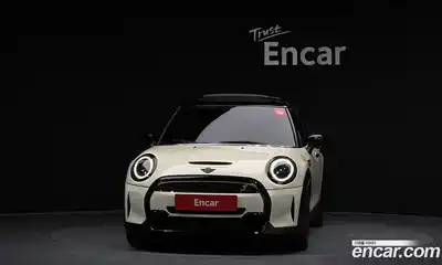 Mini Cooper 2022 2.0 гидро в Москве № 231405, миниатюра 3