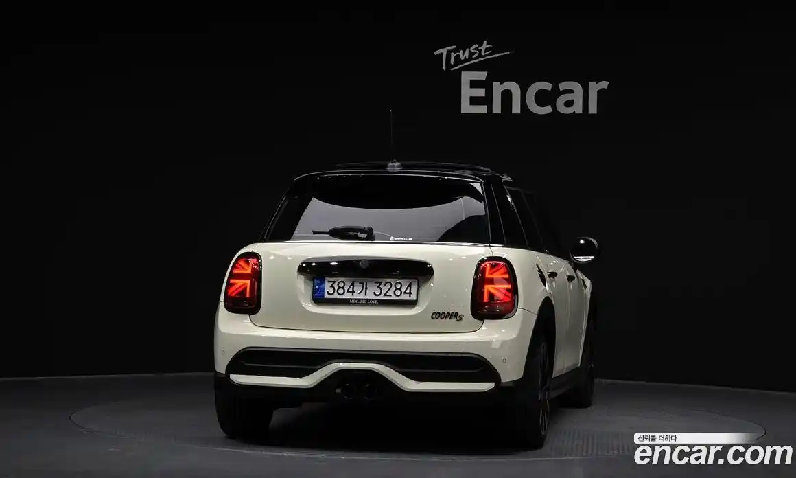 Mini Cooper 2022 2.0 гидро в Москве № 231405, фото 4