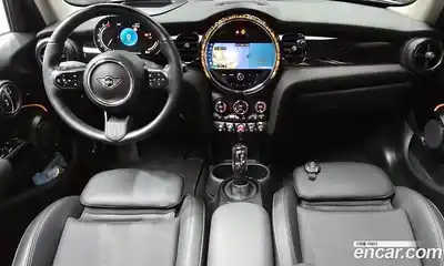 Mini Cooper 2022 2.0 гидро в Москве № 231405, миниатюра 7
