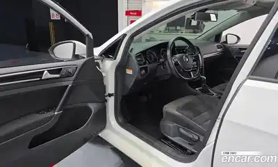 Volkswagen Golf 2014 2.0 гидро в Москве № 232199, миниатюра 11