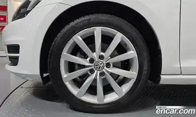 Volkswagen Golf 2014 2.0 гидро в Москве № 232199, миниатюра 5