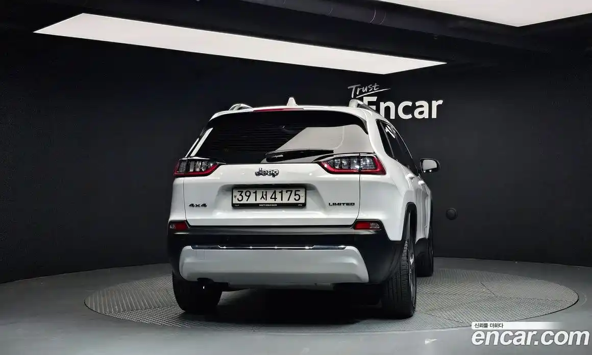 Jeep Cherokee 2021 2.4 гидро в Москве № 232345, фото 4