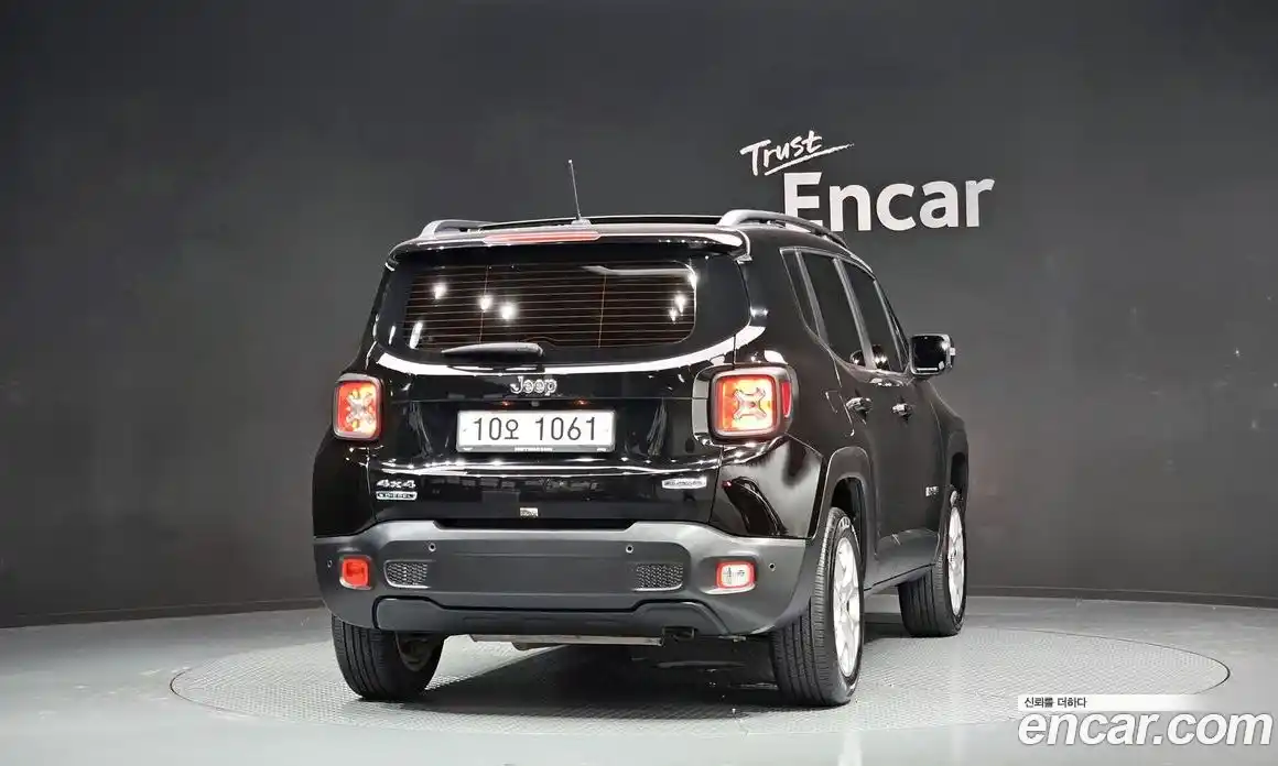 Jeep Renegade 2017 2.0 гидро в Москве № 232694, фото 4