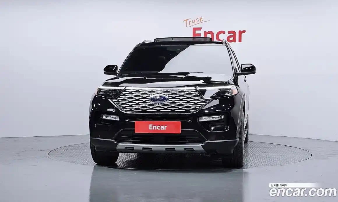 Ford Explorer 2023 3.0 гидро в Москве № 233172, фото 3