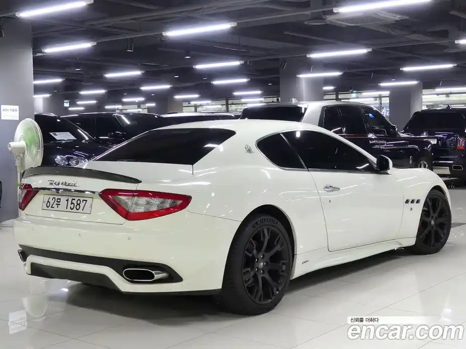 Maserati GranTurismo 2009 4.7 гидро в Москве № 255981, фото 4
