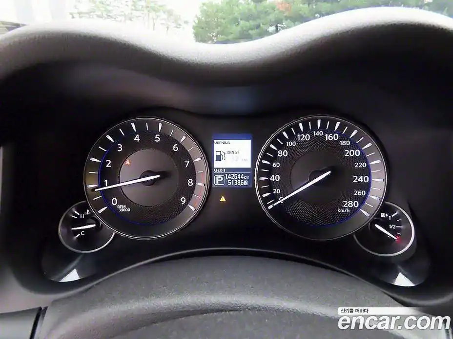 Infiniti Q70 2015 3.7 гидро в Москве № 256205, фото 9