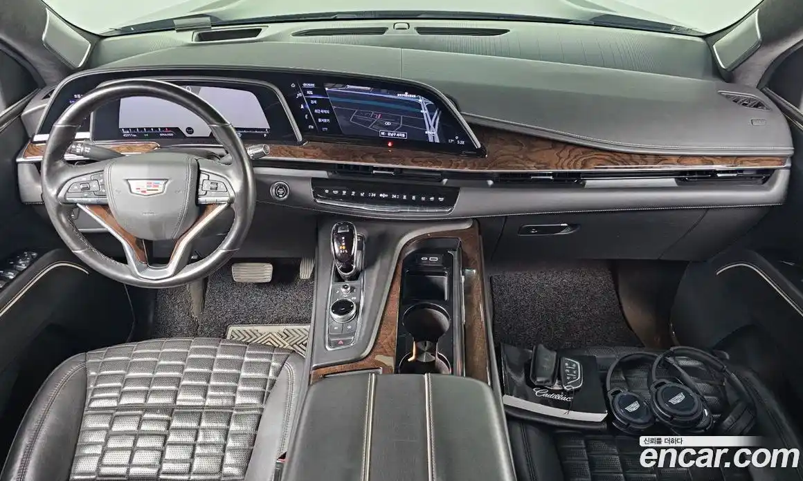 Cadillac Escalade 2022 6.2 гидро в Москве № 256413, фото 7