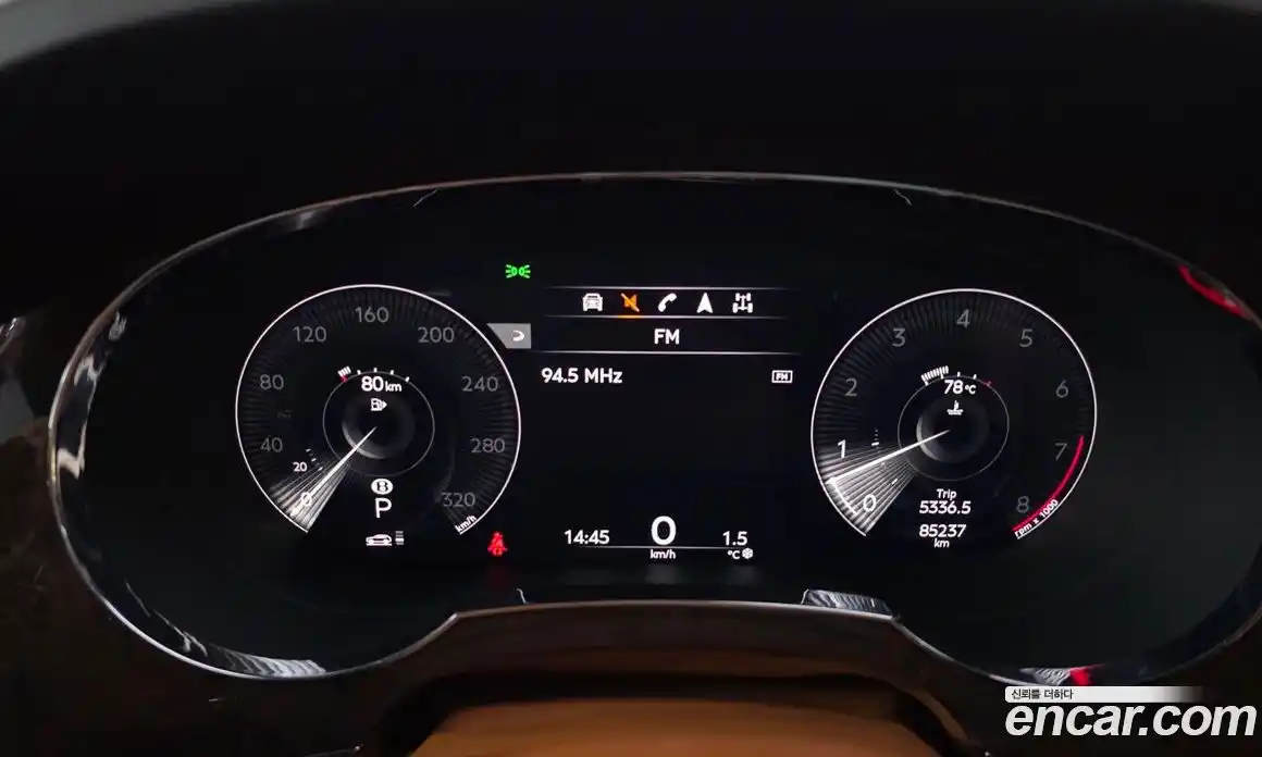 Bentley Bentayga 2021 4.0 гидро в Москве № 256692, фото 8